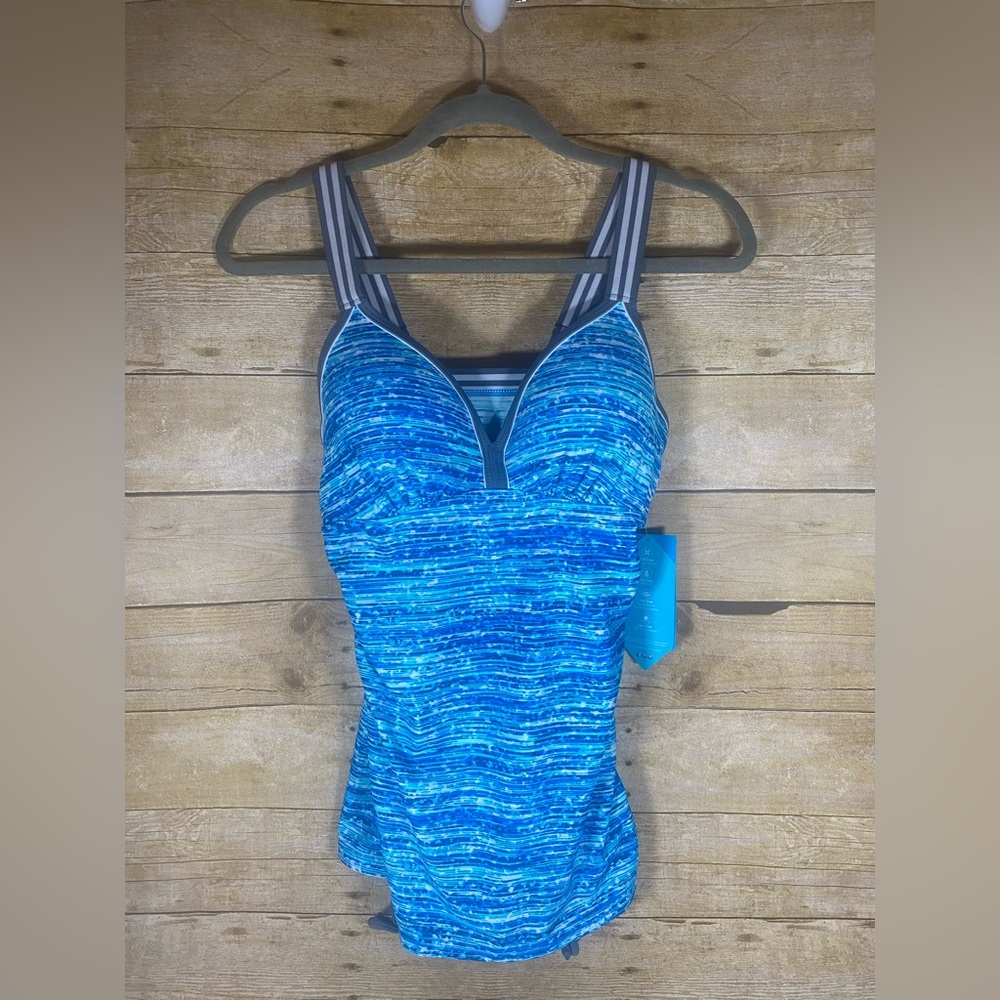 NWT Free Country Tankini Swimsuit Top Sz M Swimwear Bathing Suit Wire Bra Blue